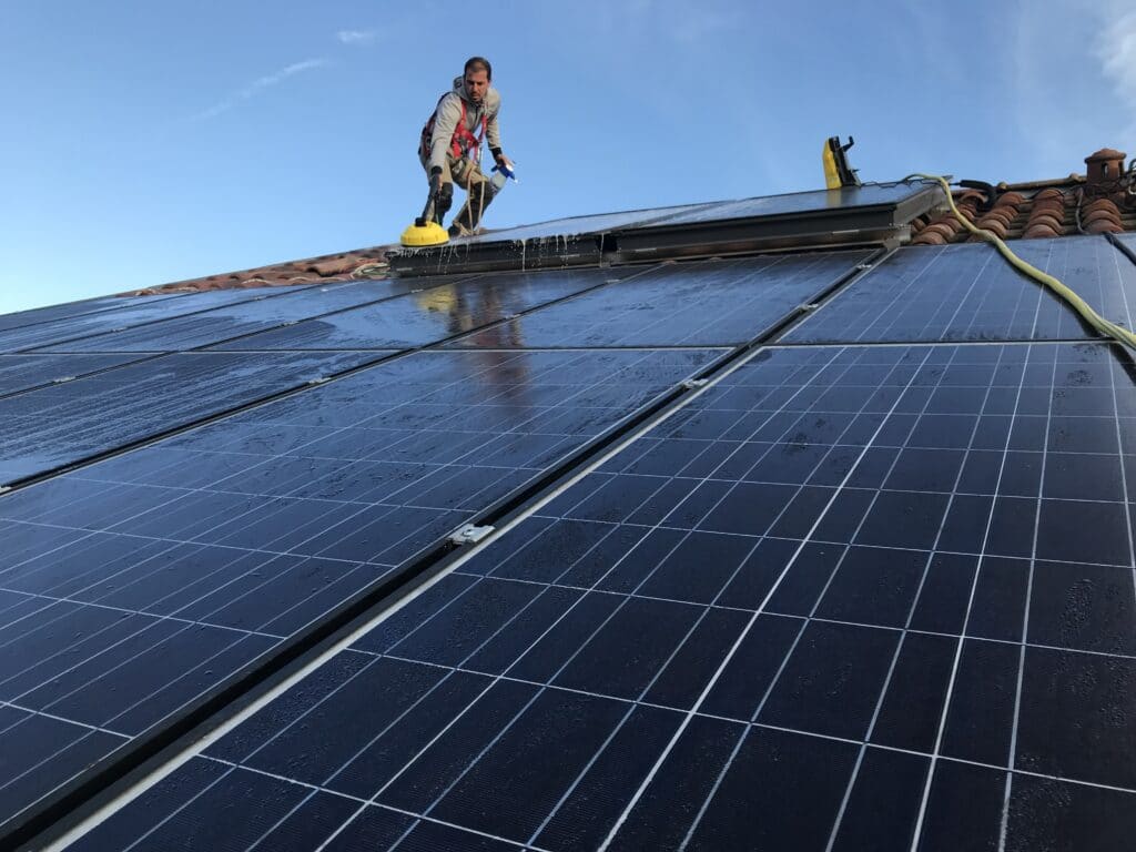 Entretien reparation panneaux solaire carcassonne